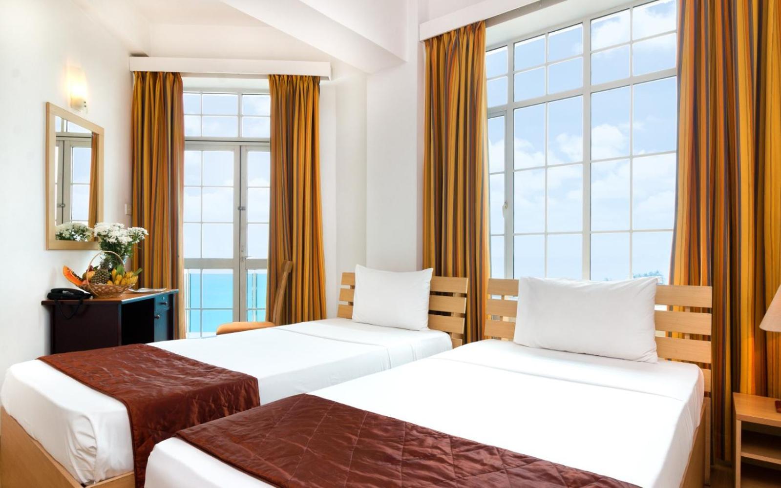 Global Towers Hotel & Apartments Colombo Exterior photo