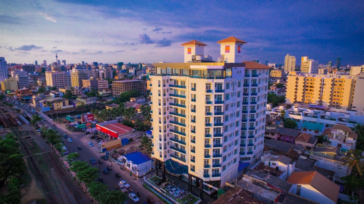 Global Towers Hotel & Apartments Colombo Exterior photo